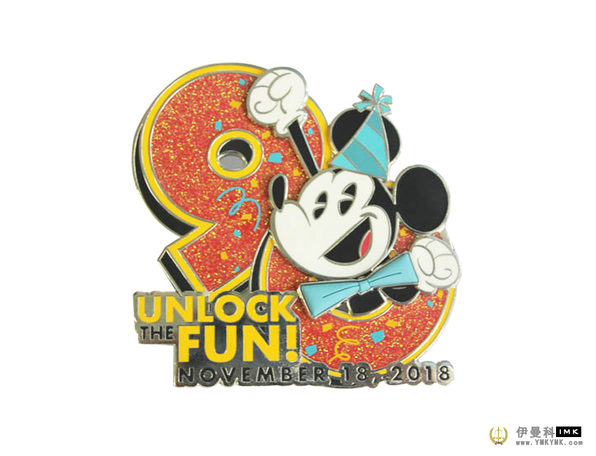 Disney Mickey Mouse cartoon badge